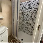 Casa Scarciglia بيت للعطل
